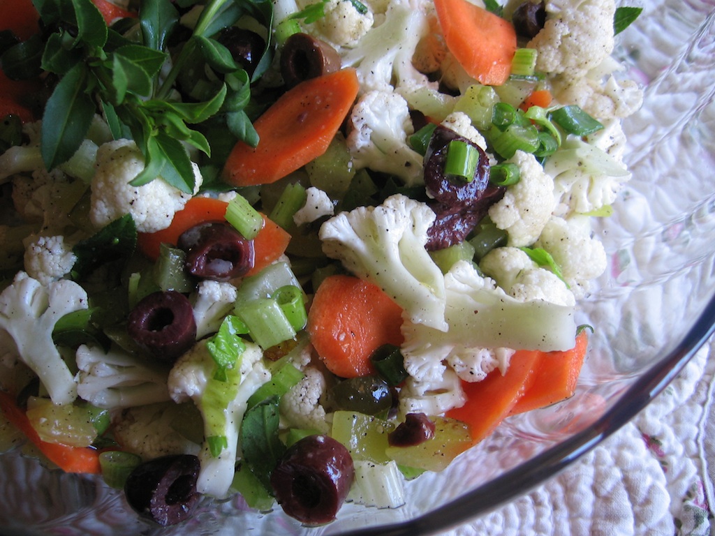 Tarragon Cauliflower Salad